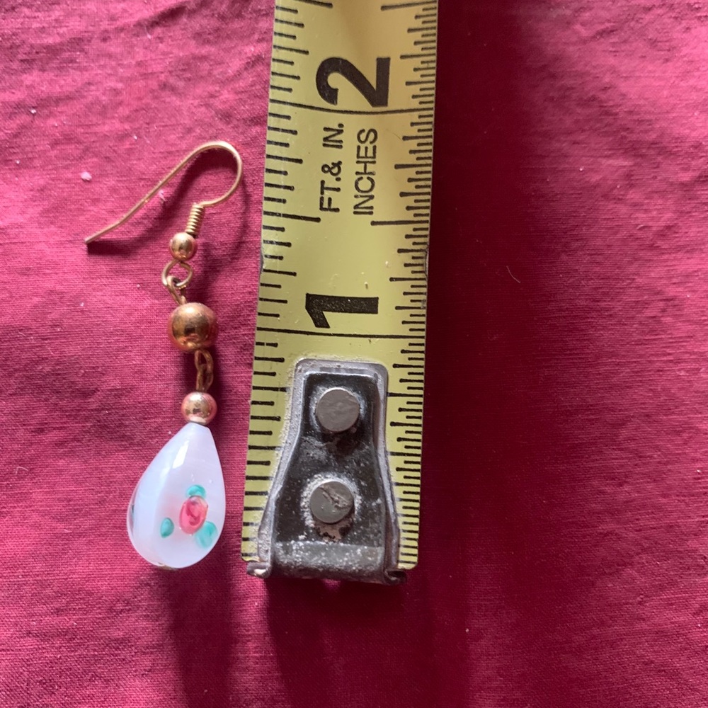 Dangle earrings - Picture 3 of 3
